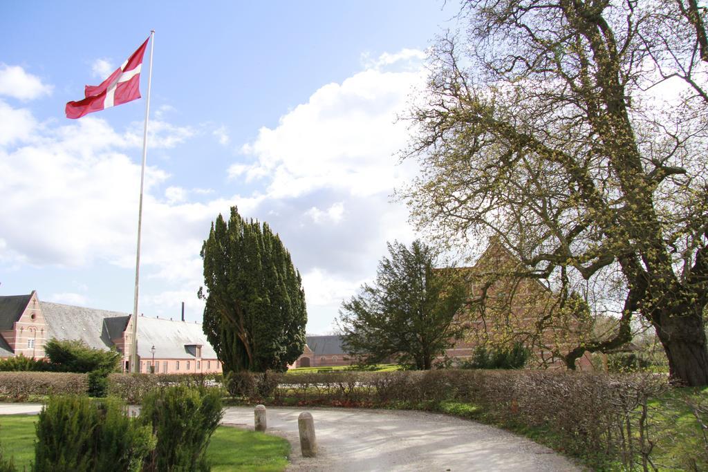 Vemmetofte Praestegard Faxe Bagian luar foto